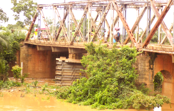 Birim bridge  renovation stalls due to lack of logistics